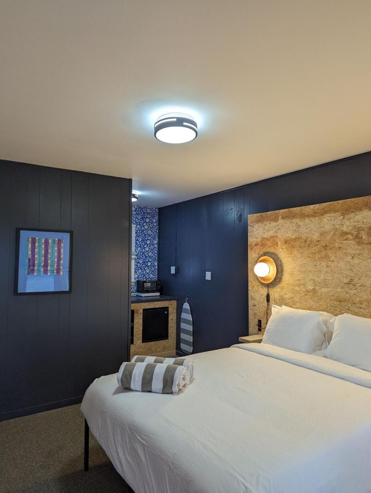 The Brooks Motel Hillsdale ภายนอก รูปภาพ